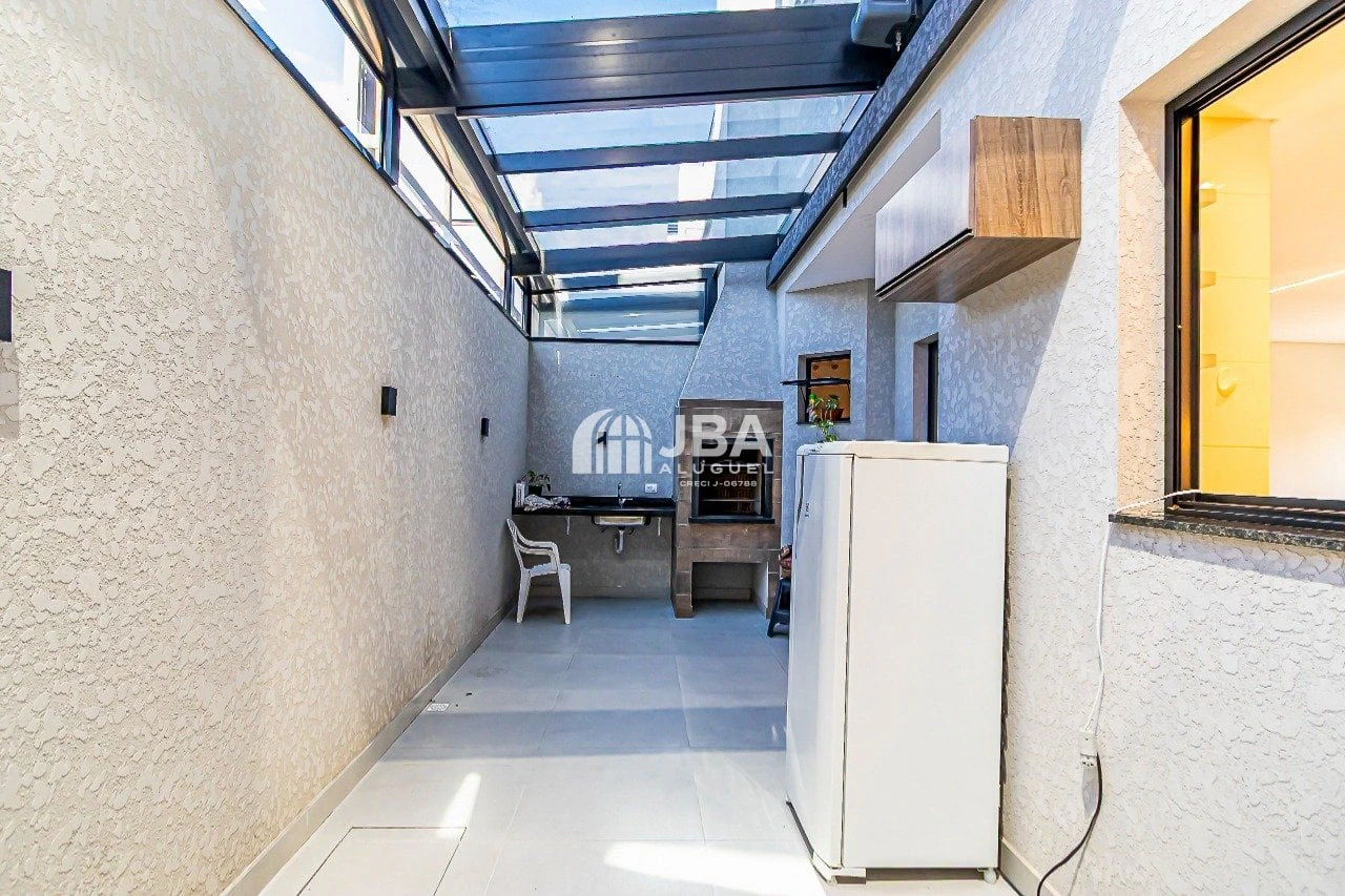 Casa de 125 m² con balcón gourmet y bañera — photo 9