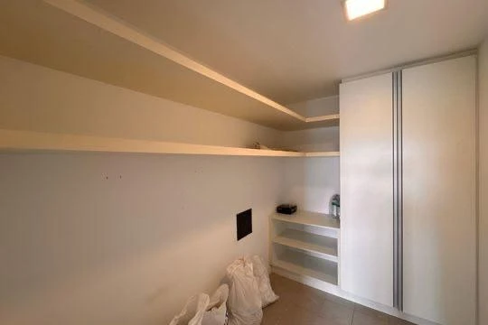 4-bedroom apartment with a separate kitchen, 260 m² — photo 20