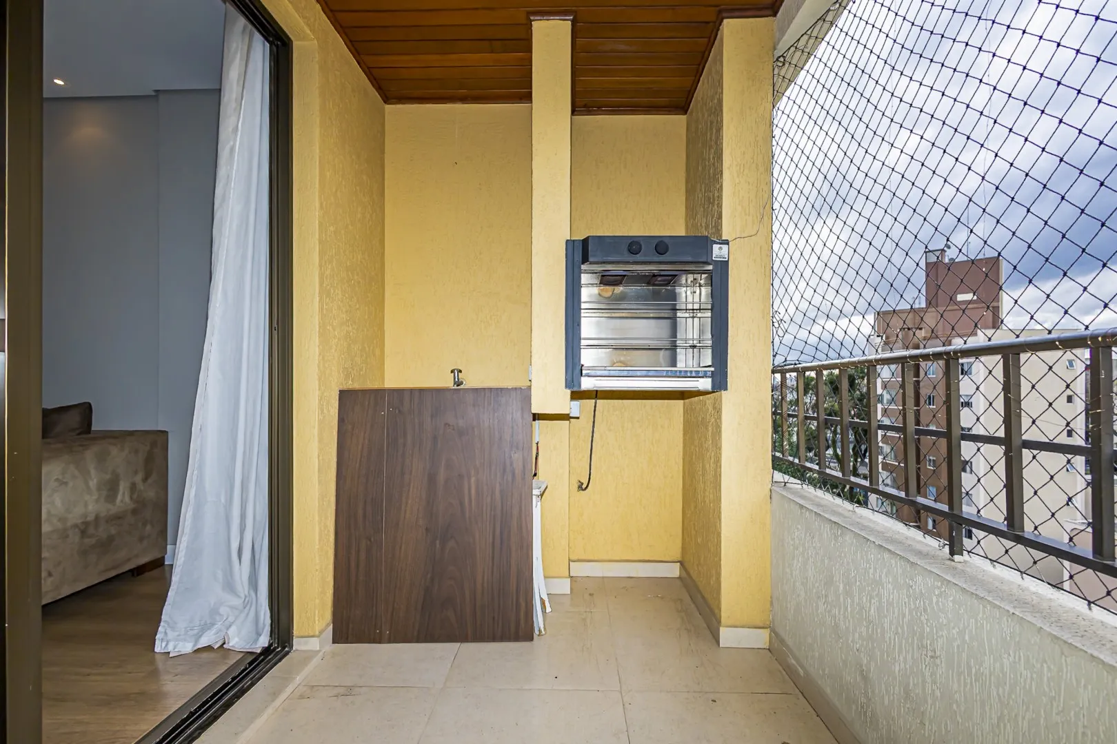 Квартира с балконом 136 м² и 3 спальнями — photo 23