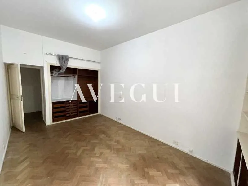 Residential apartment with 4 bedrooms and 4 bathrooms — photo 12