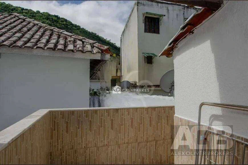 Furnished 3-suite house with 250 m² and 5 baths — photo 11