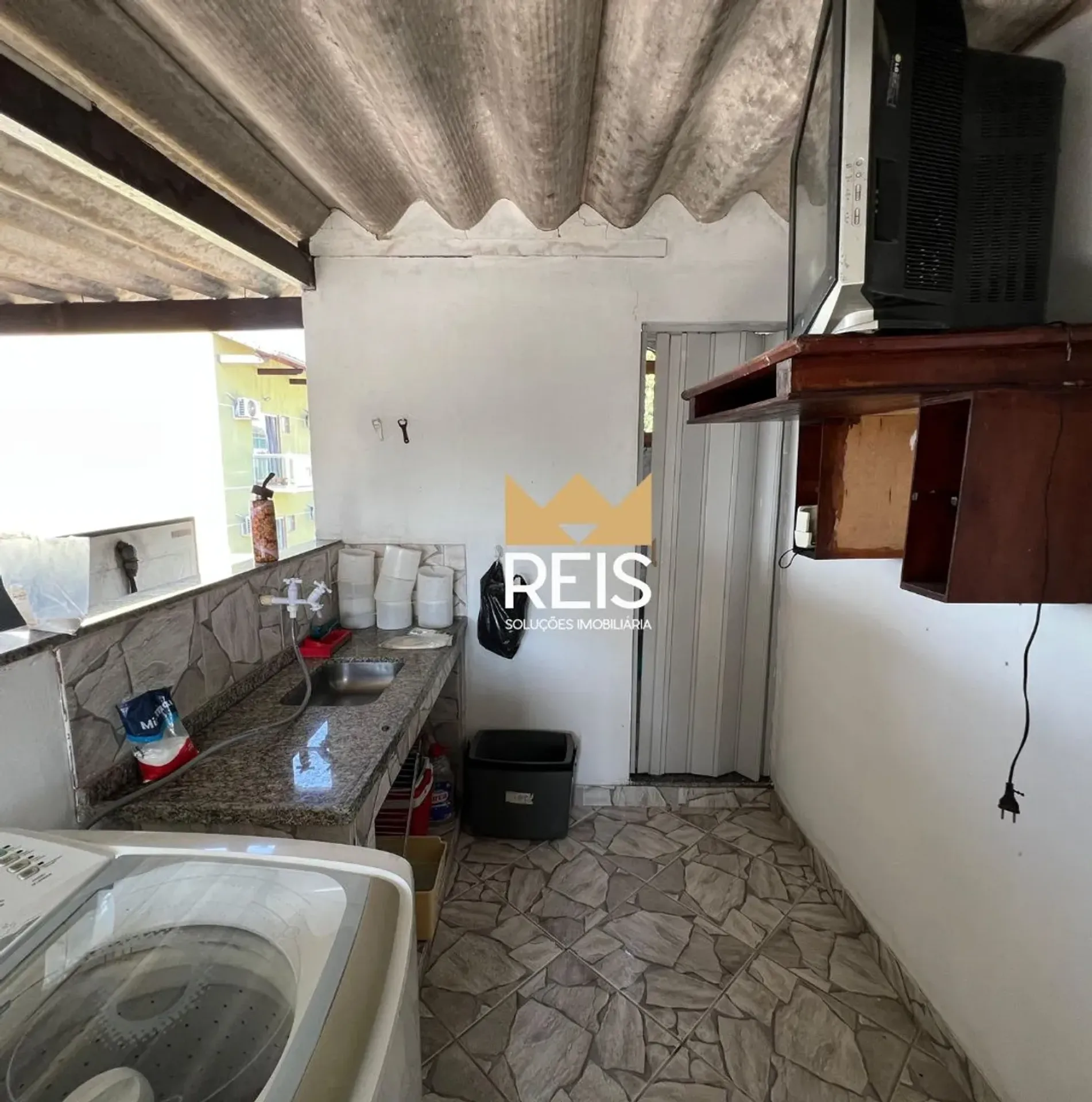 Single-level house with 2 bedrooms and 2 bathrooms — photo 23