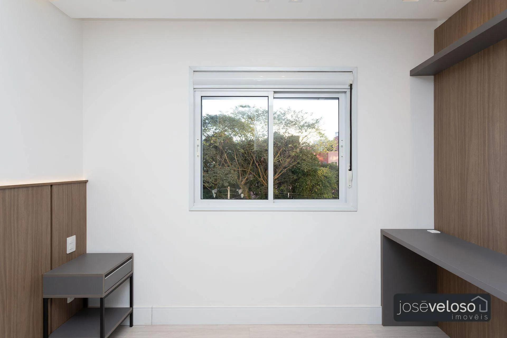 Apartment with open-plan kitchen and 4 bedrooms, 297 m² — photo 24
