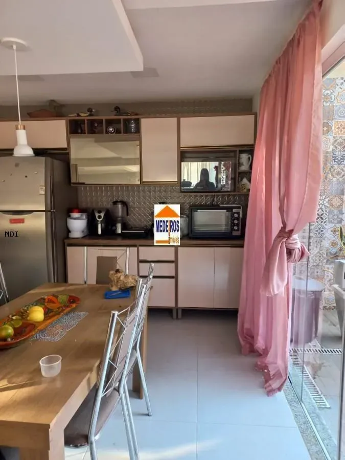 Rental house with 3 bedrooms and 3 bathrooms — photo 6