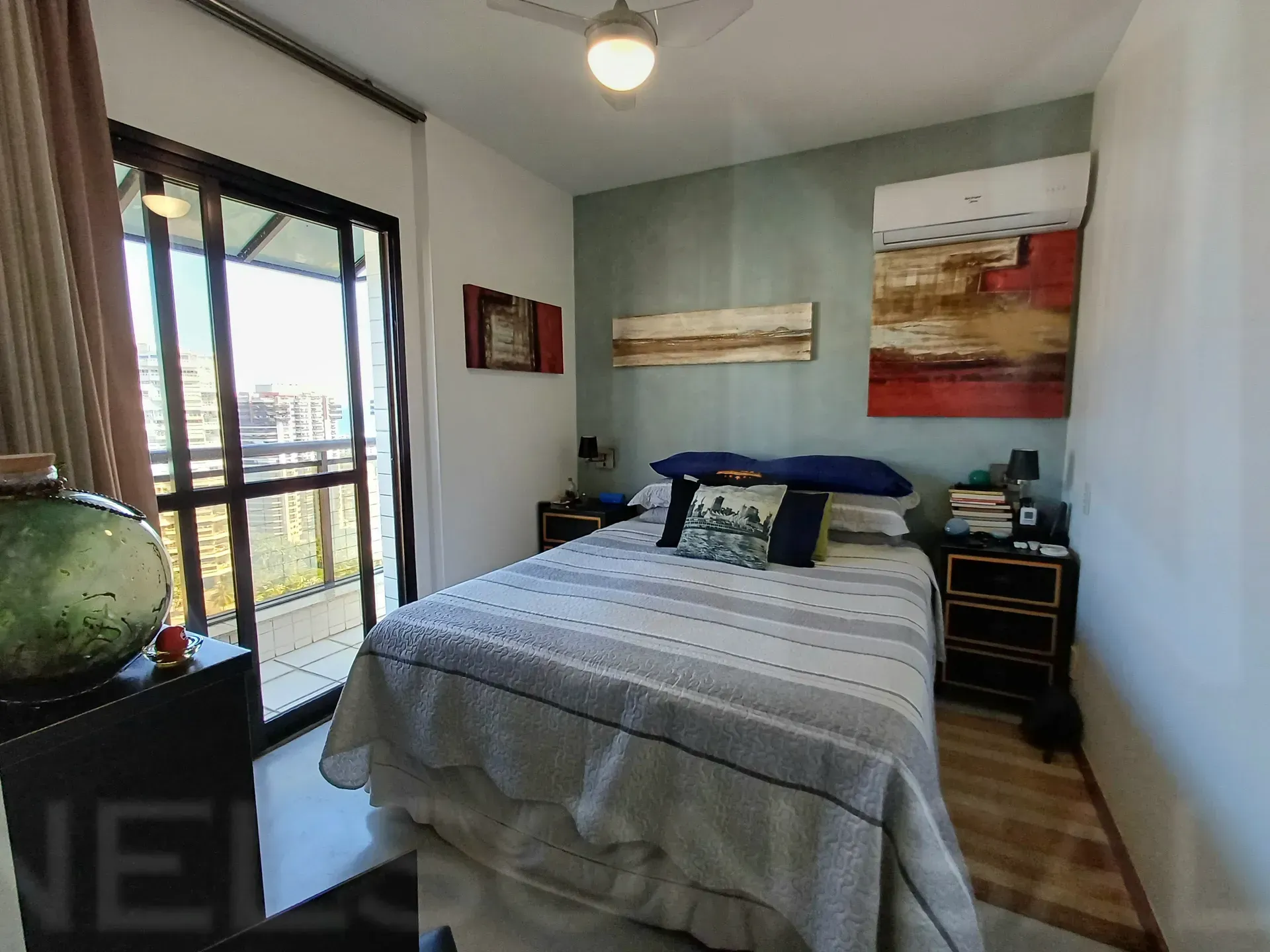 Furnished triplex penthouse with 3 bedrooms and 5 baths — photo 17