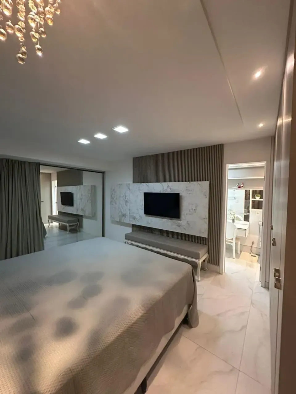 Квартира 200 м² з видом на воду та панорамними вікнами — photo 15