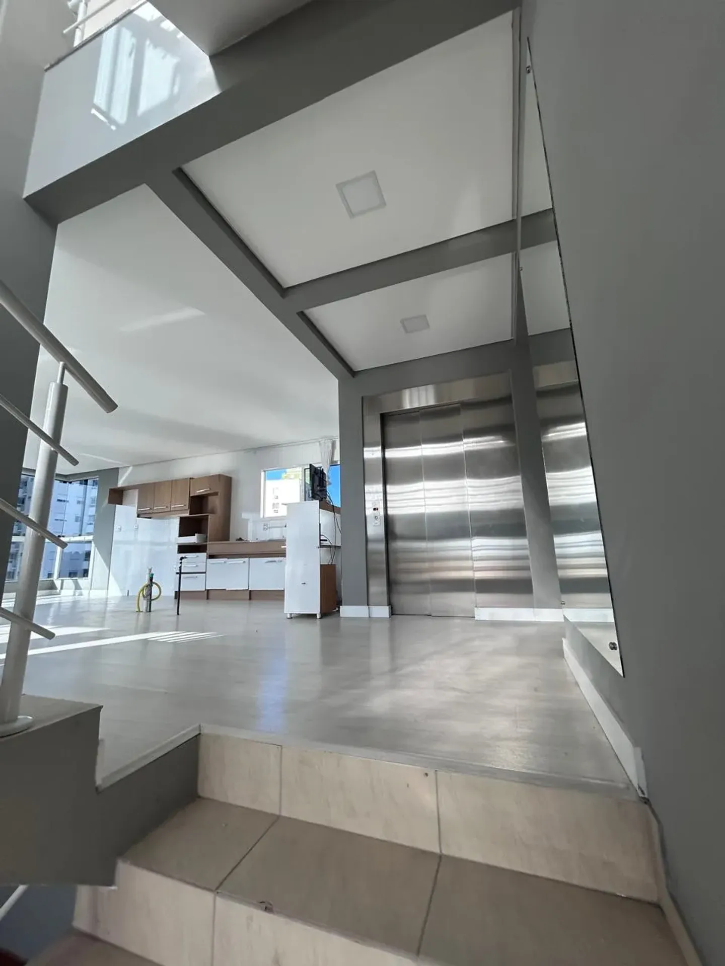 360 m² apartment with 3 bedrooms and 2 parking spots on 5th — photo 30