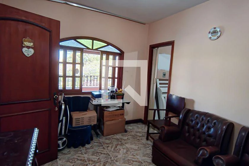 Casa de 420 m² com 4 quartos, 3 vagas e quintal — photo 45
