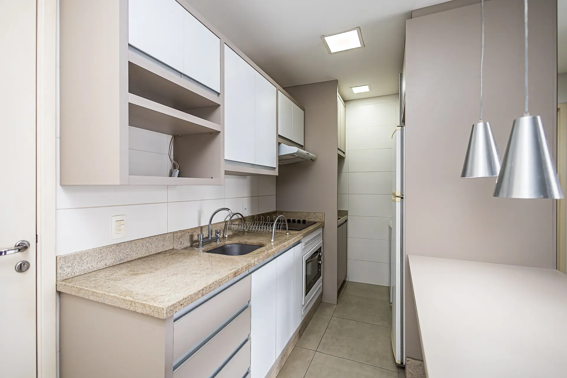 Apartamento amueblado de 46 m² con 1 dormitorio y parking — photo 14