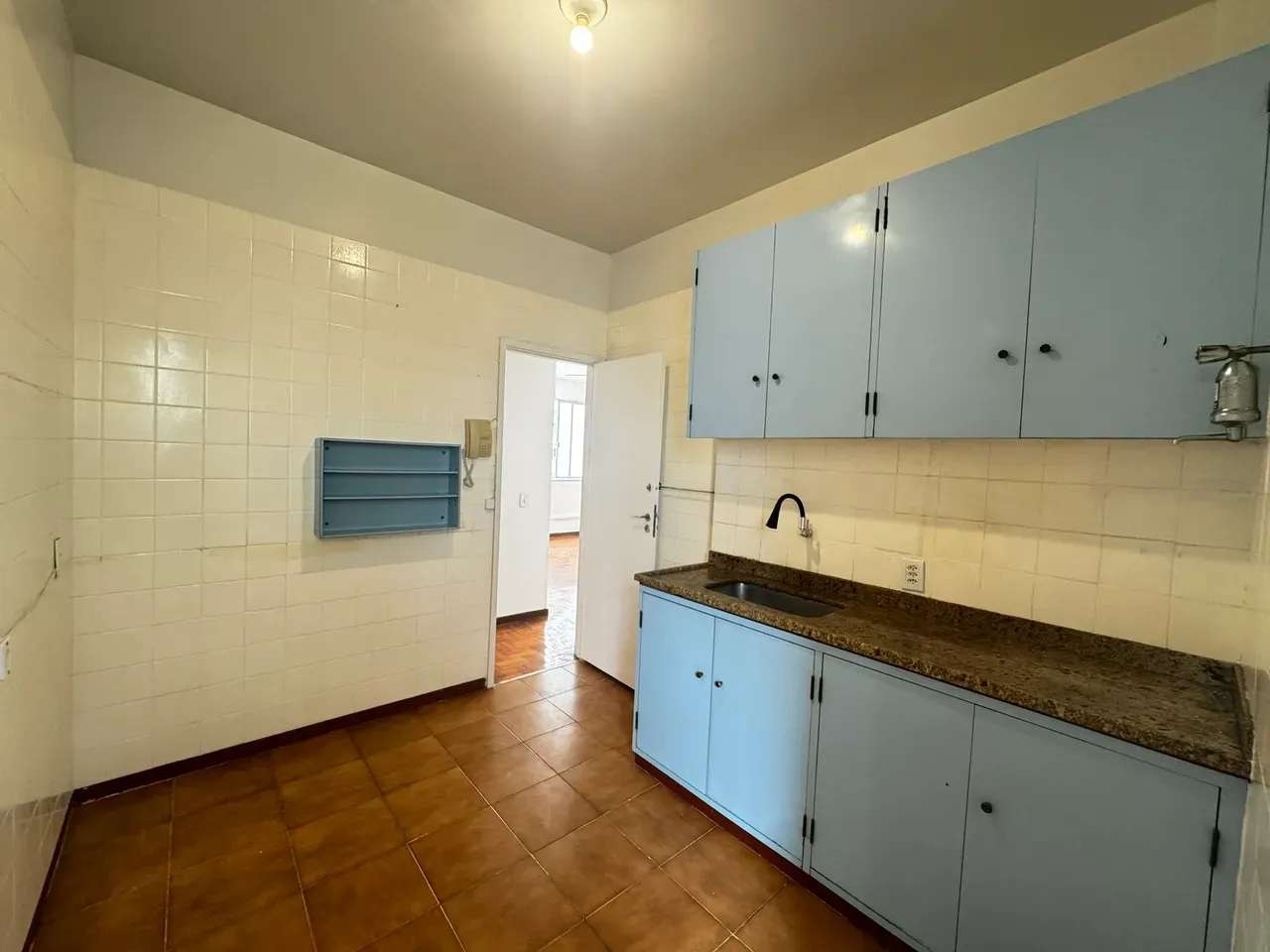 Apartment, 80 m², with wood or laminate floors — photo 7