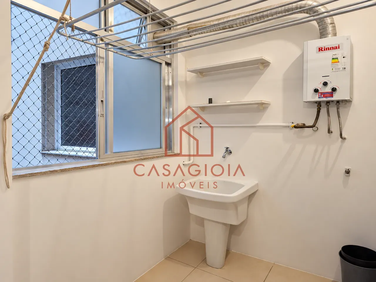 3-bedroom apartment with a home office in Rio de Janeiro — photo 11