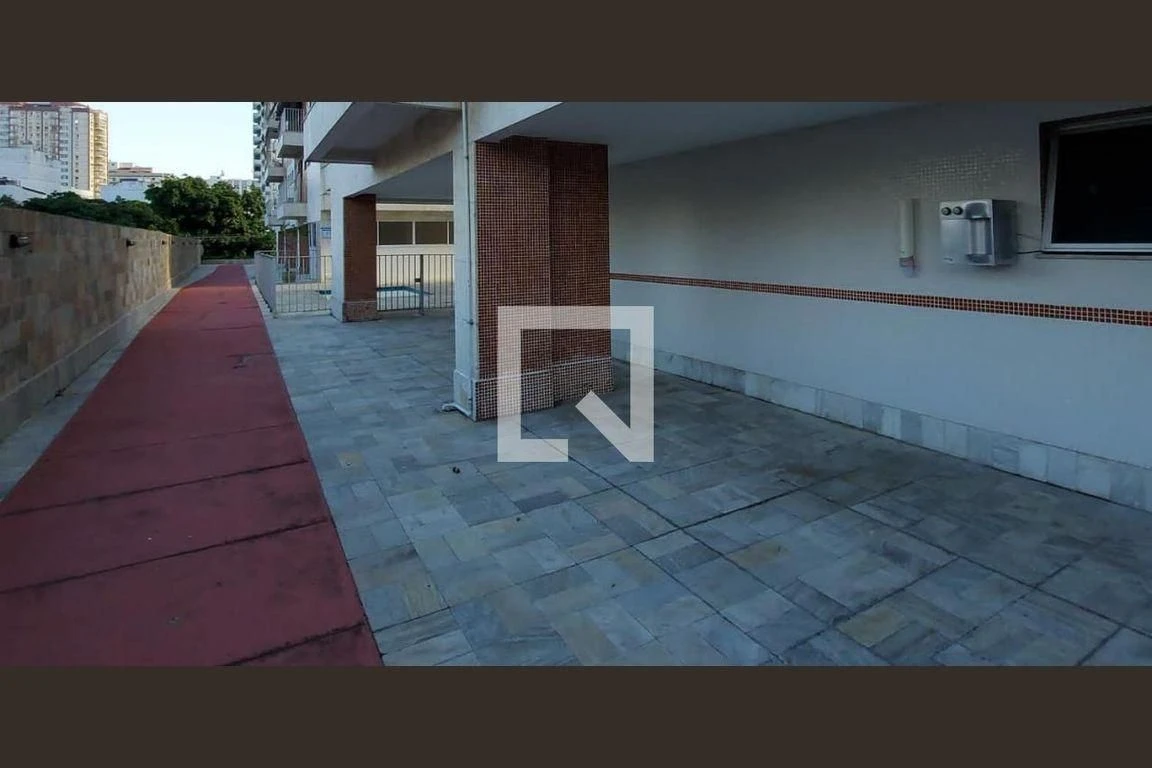 Unfurnished apartment with 3 bedrooms and 2 parking spots — photo 61