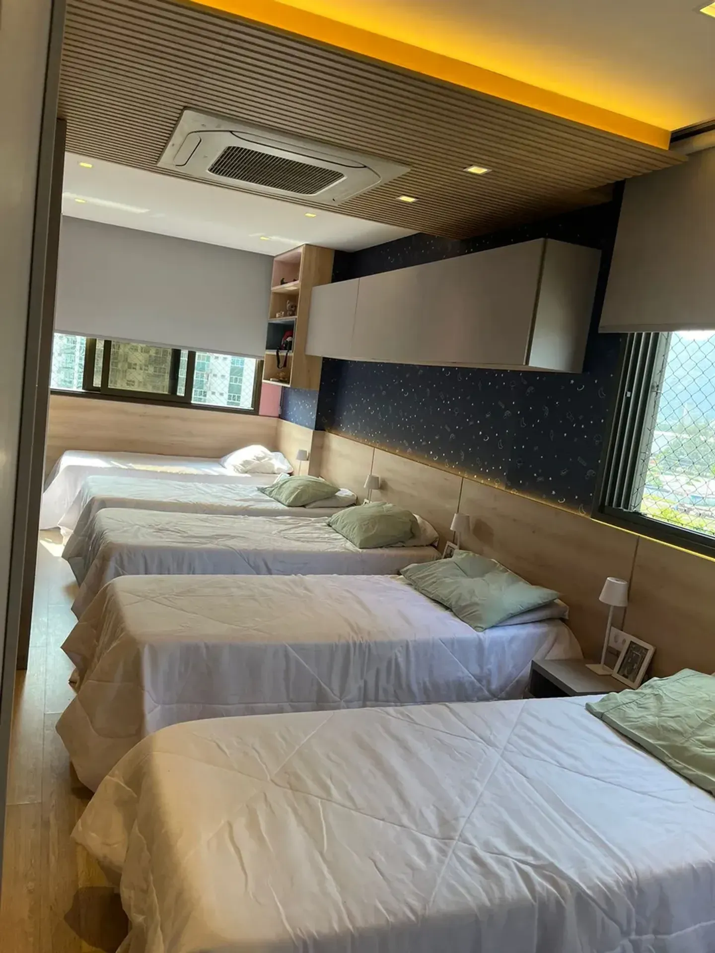 Apartamento amueblado de 4 dormitorios con vistas — photo 39