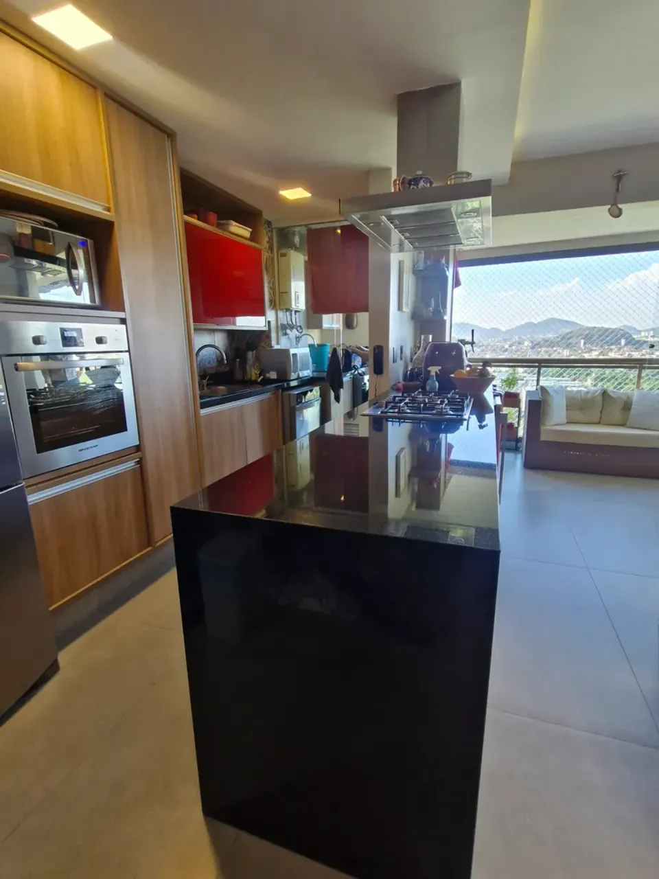 Furnished 4-bedroom apartment with 178 m² — photo 10