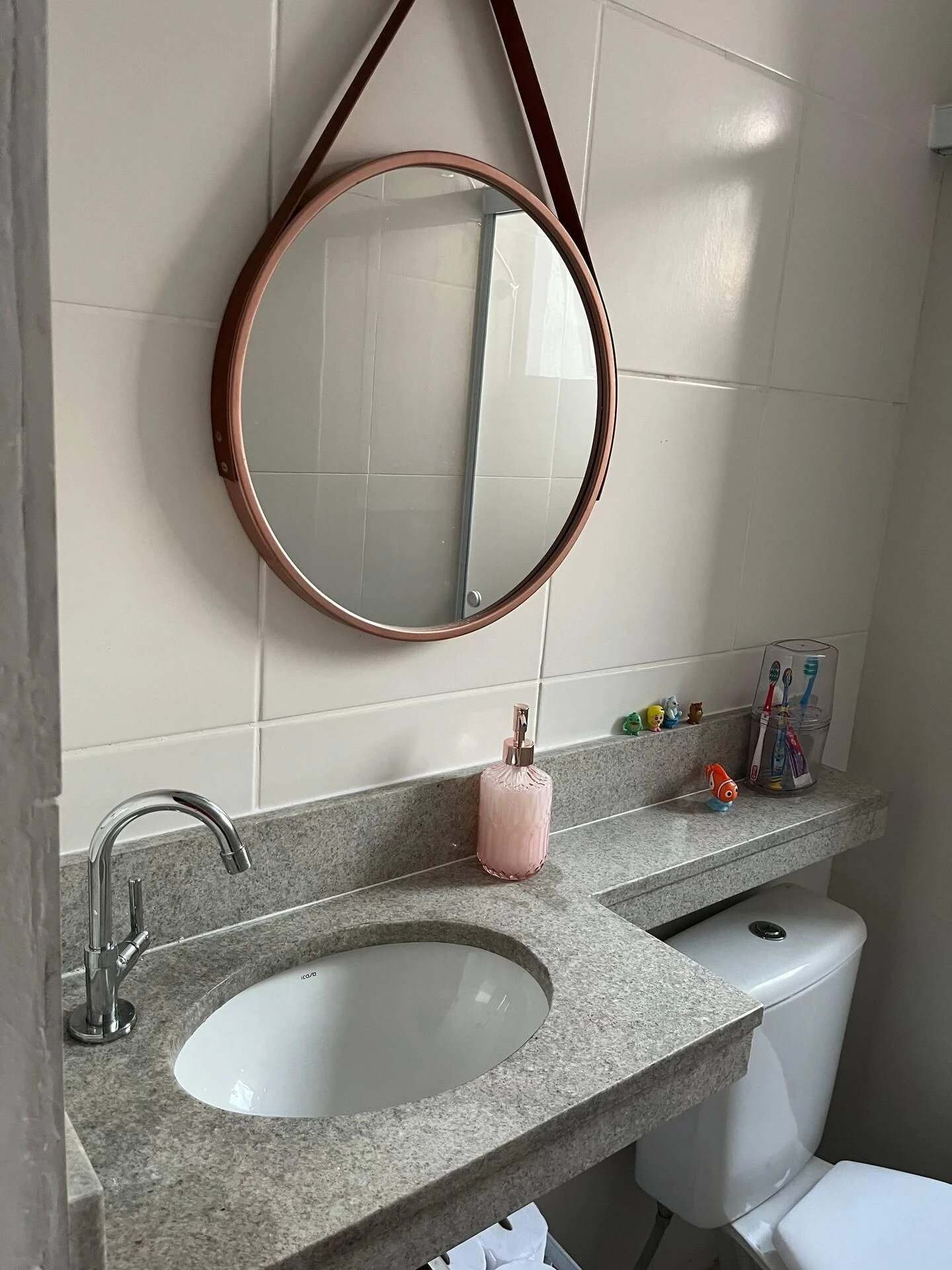 Furnished 2-bedroom apartment with a gas kitchen — photo 6