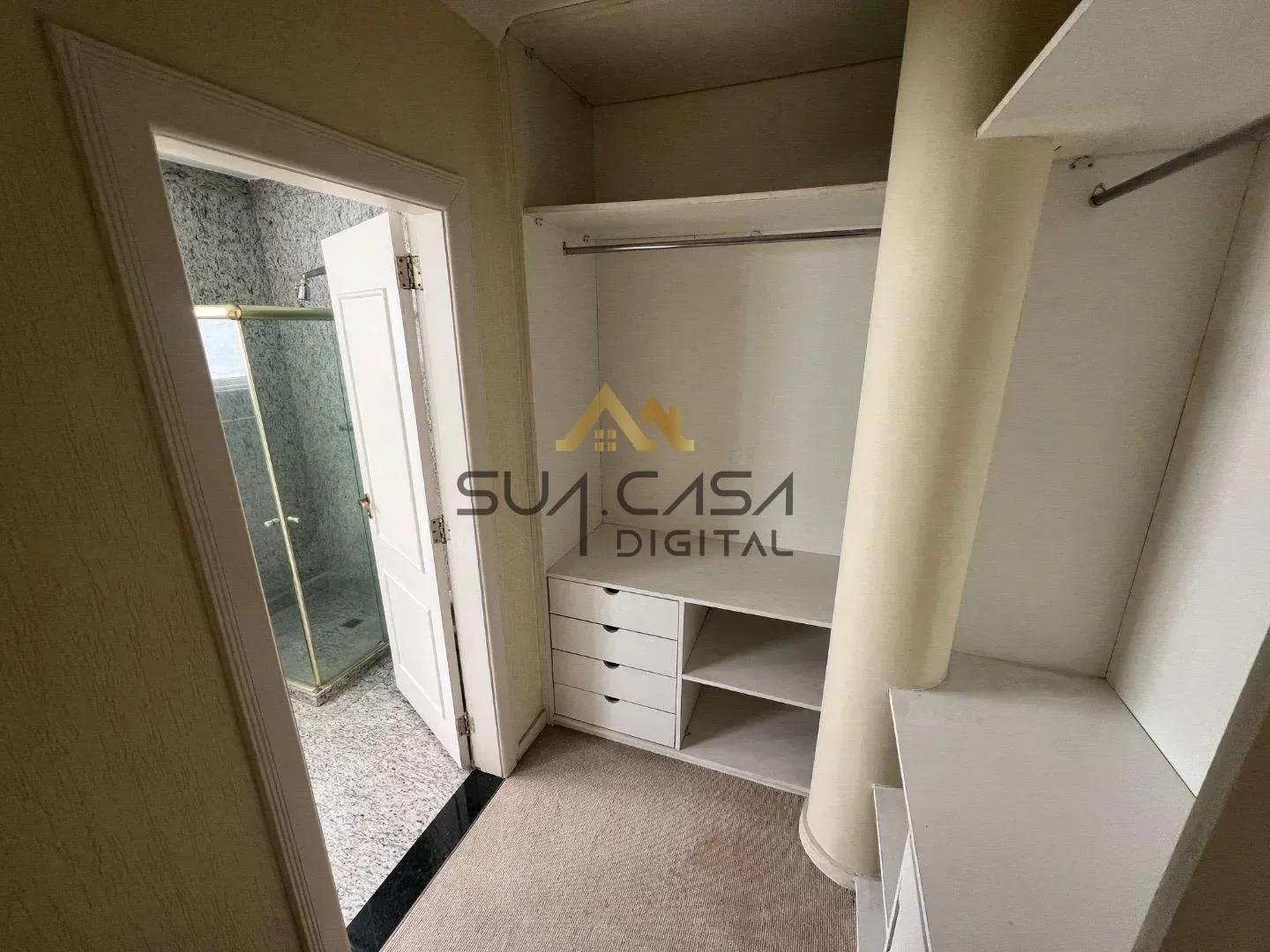House with 5 bedrooms, 5 bathrooms and built-in wardrobes — photo 53