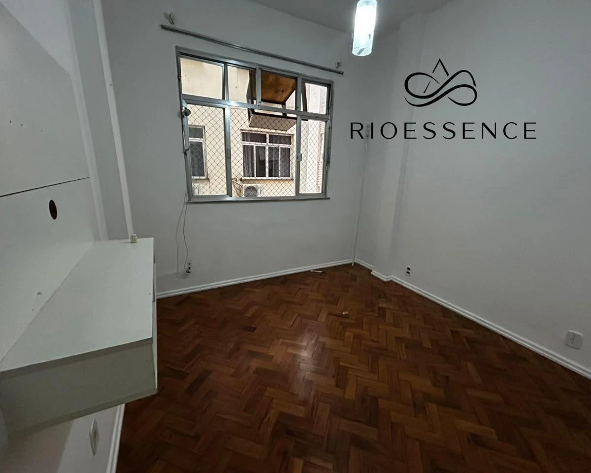 2-bedroom apartment with a home office — photo 2