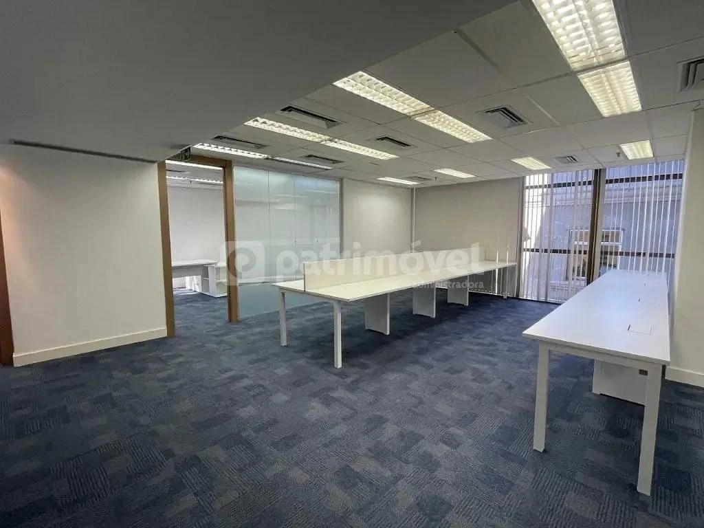 242 m² apartment with 1 bedroom and air conditioning — photo 4