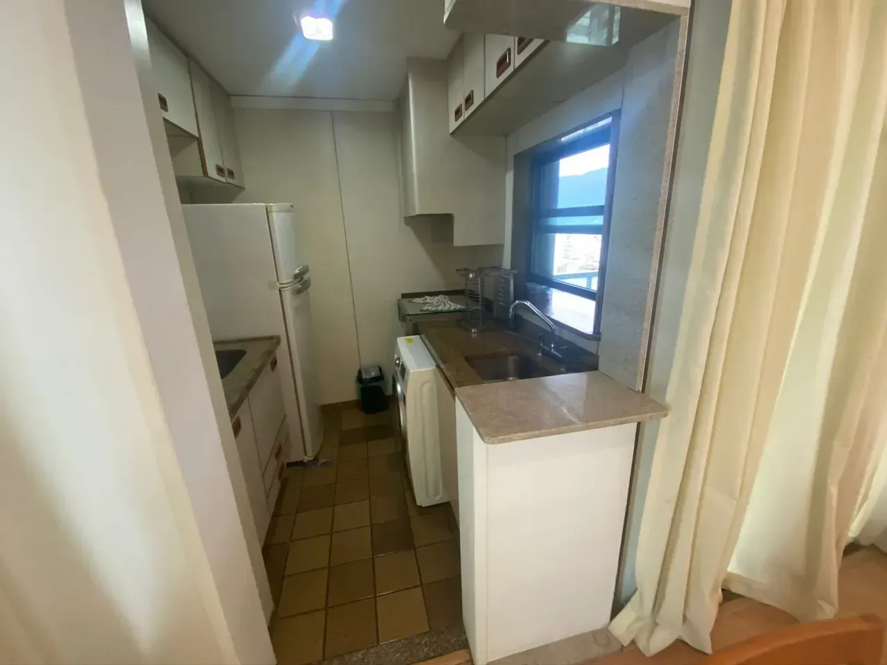 Apartamento mobiliado com cozinha fechada e 2 quartos — photo 5