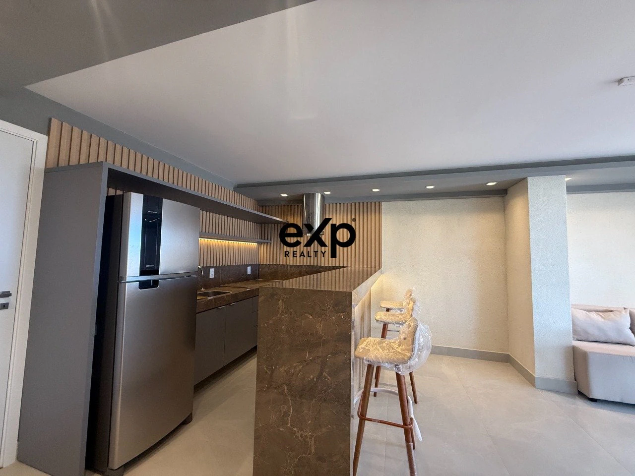Apartamento de 3 quartos, sendo 2 suítes, 76 m², Bessa