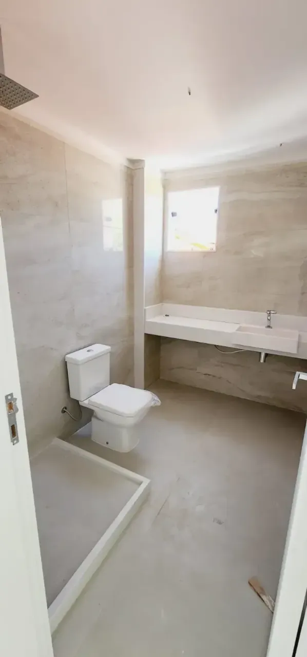 Unfurnished house with an open kitchen and 4 bedrooms — photo 11