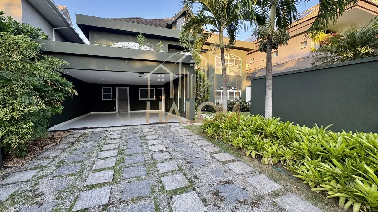 Rental house with 5 bedrooms and 5 bathrooms — photo 3