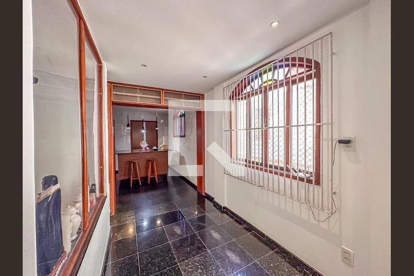 Мебльований будинок з 3 спальнями та 810 м² — photo 8