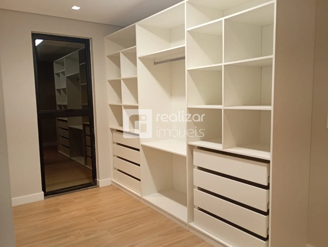 Dishwasher in a 3-bedroom house, 296 m² — photo 57