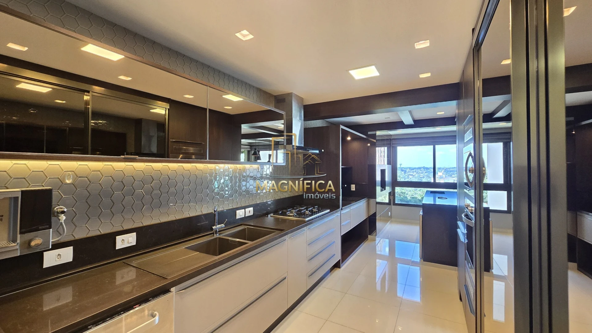 Apartamento mobiliado, 269 m², com churrasqueira privativa — photo 2