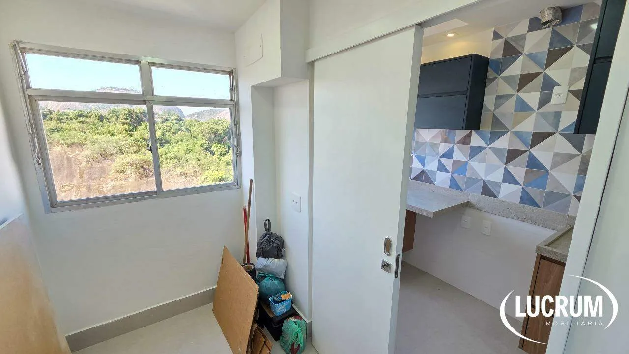 3-bedroom apartment with built-in storage and 3 baths — photo 25