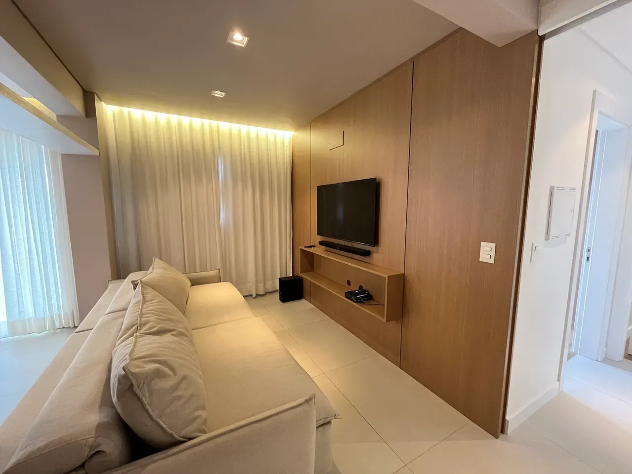 Apartment on the 7th floor with floor-to-ceiling windows