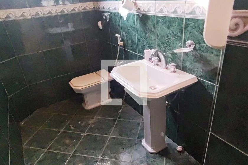 House with 6 en-suites and 8 bathrooms, 650 m² — photo 38