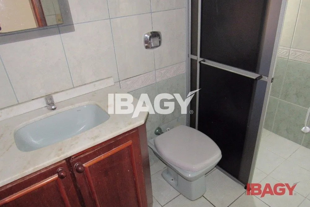 3-bedroom apartment, 1 with its own bathroom, 80 m² — photo 20