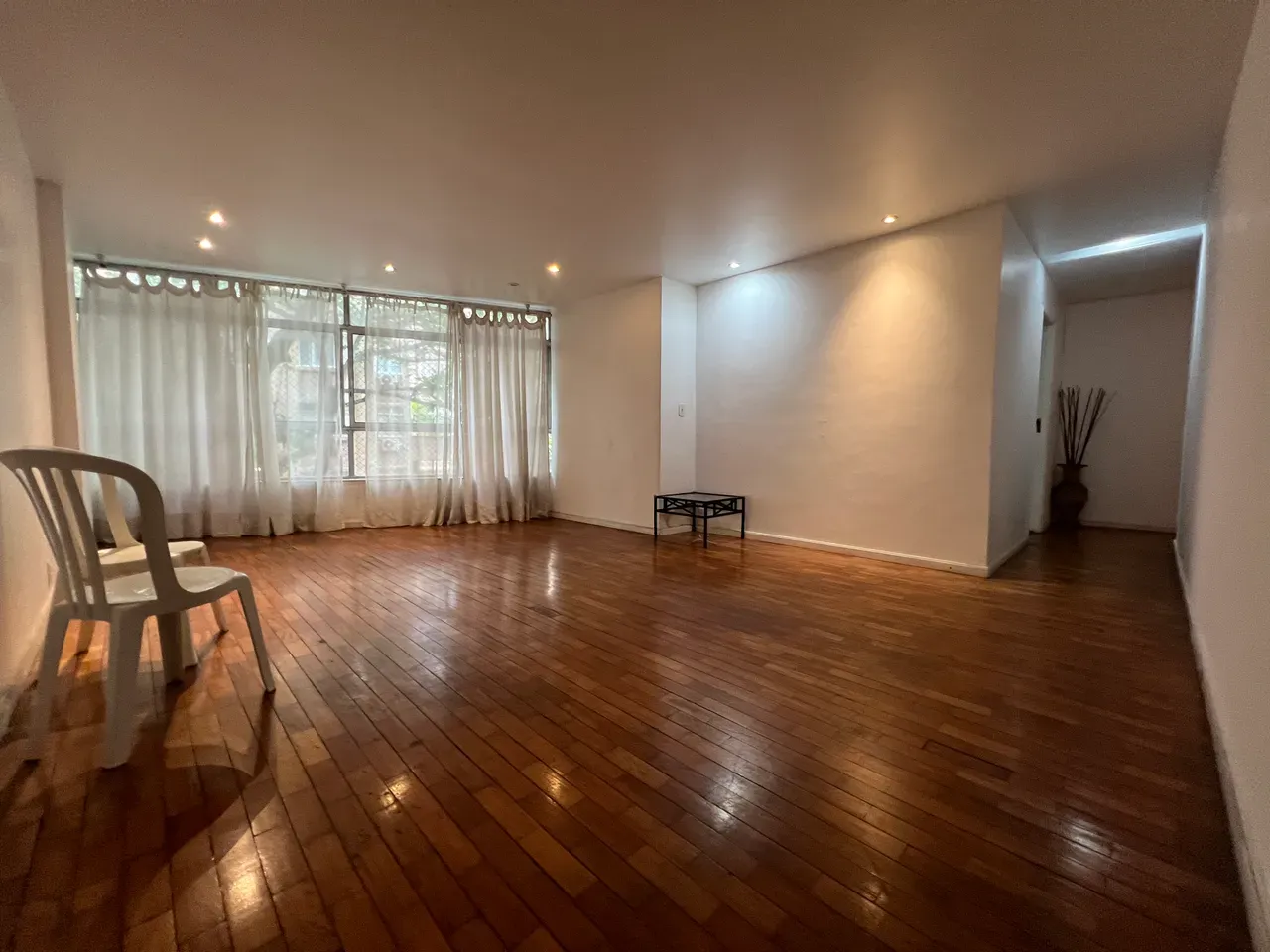 2-bedroom apartment with a home office in Rio de Janeiro — photo 11