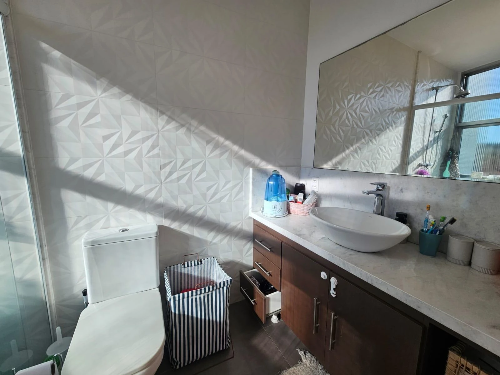 70 m² apartment with a walk-in closet and a home office — photo 17
