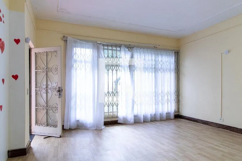 Casa sem mobília de 700 m² com 7 quartos e 6 banheiros — photo 4