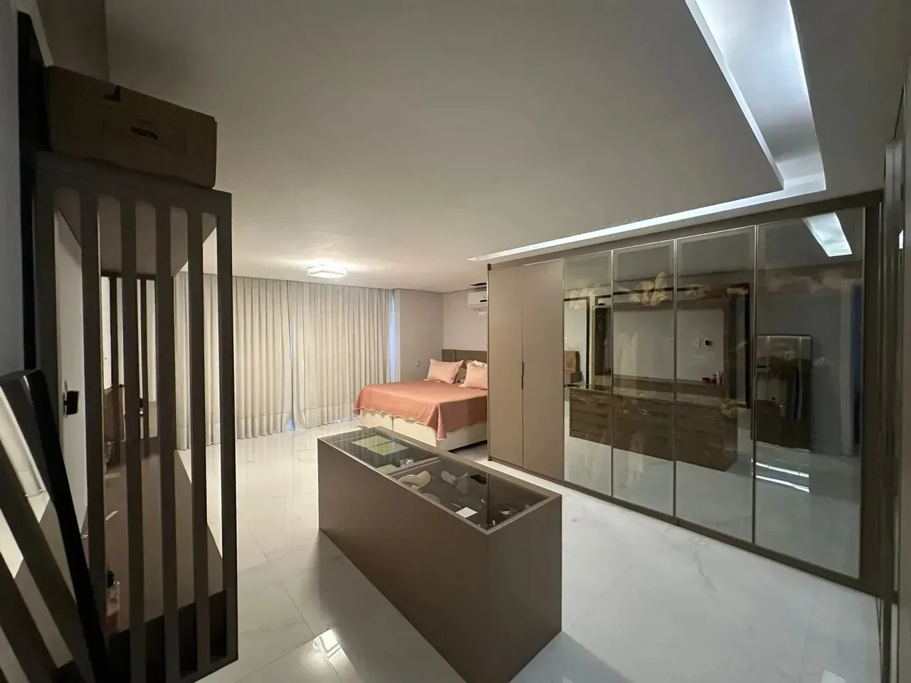 Casa mobiliada com 5 quartos e 5 banheiros, 488 m² — photo 14