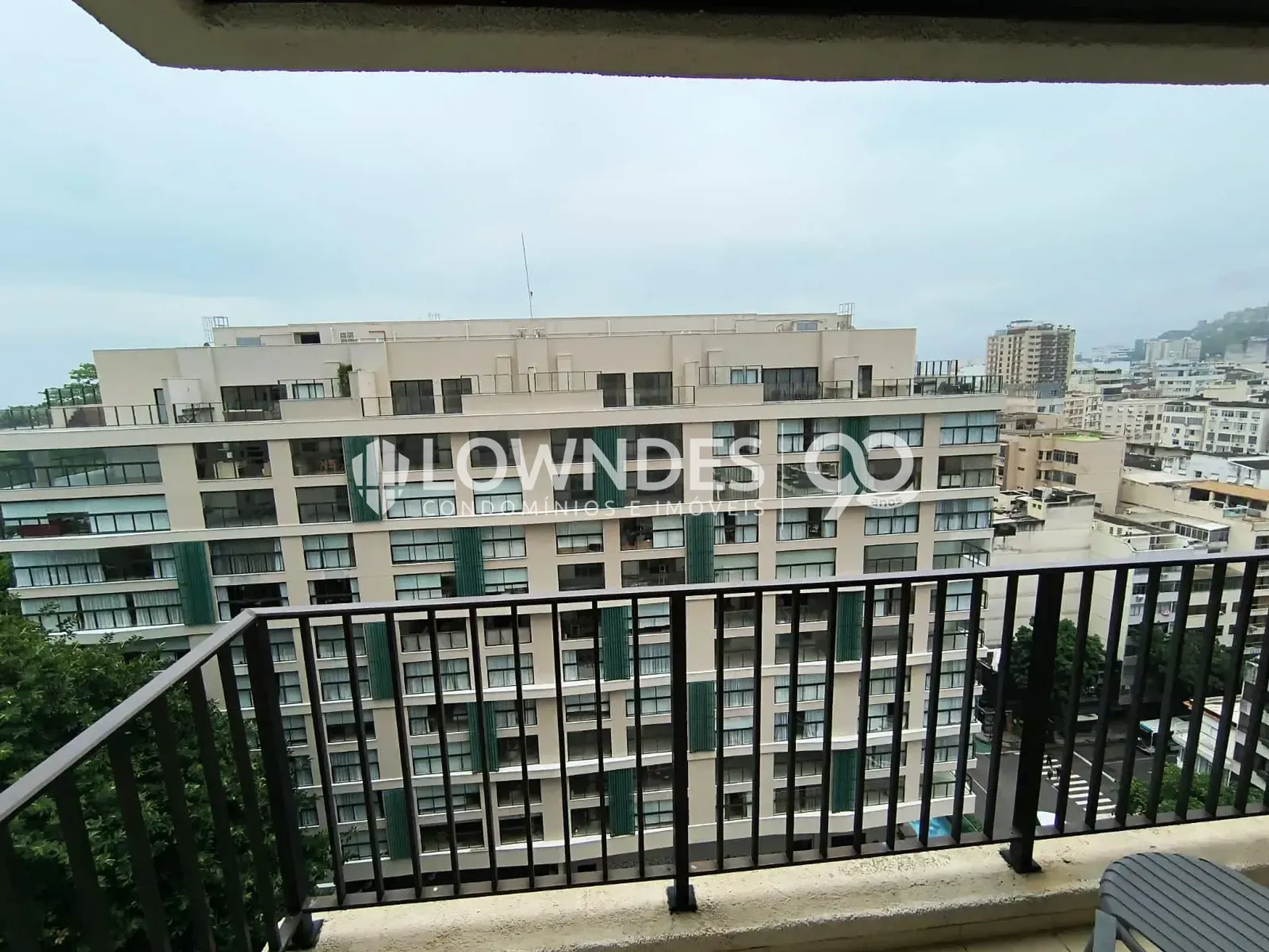 2-bedroom apartment with a home office in Rio de Janeiro — photo 9