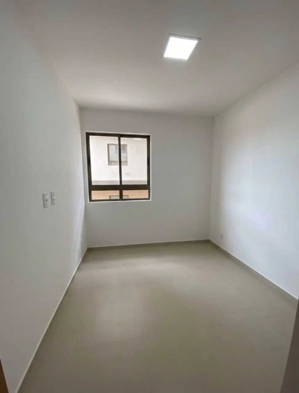 3-bedroom apartment with a balcony and 1 parking spot — photo 6