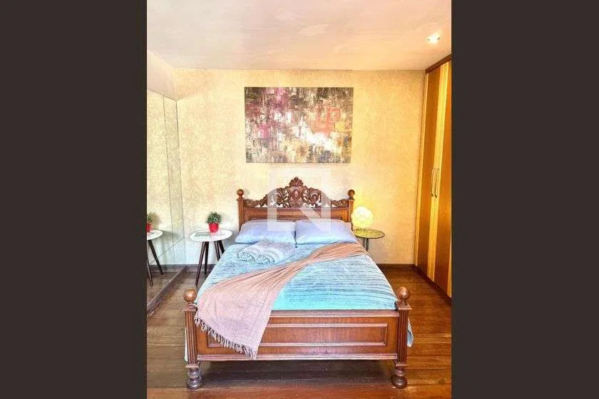 Apartamento amueblado de 100 m² con 2 dormitorios y plaza — photo 3