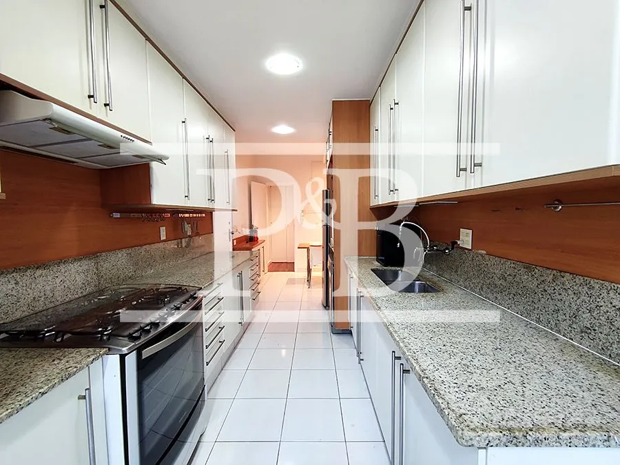 Apartamento com 3 quartos e cozinha fechada — photo 29