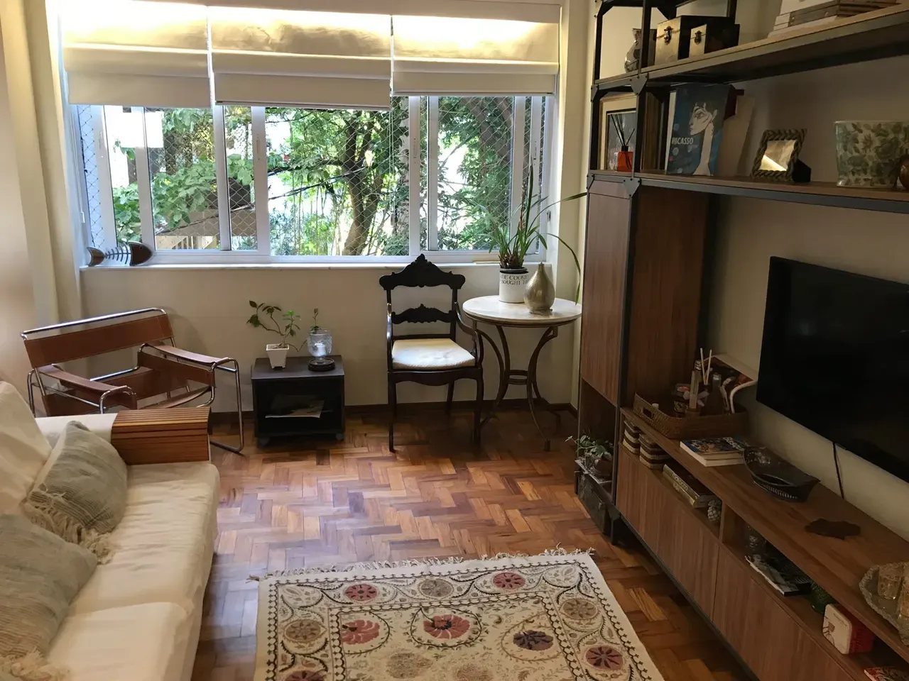 91 m² apartment with a washing machine and a home office — photo 3