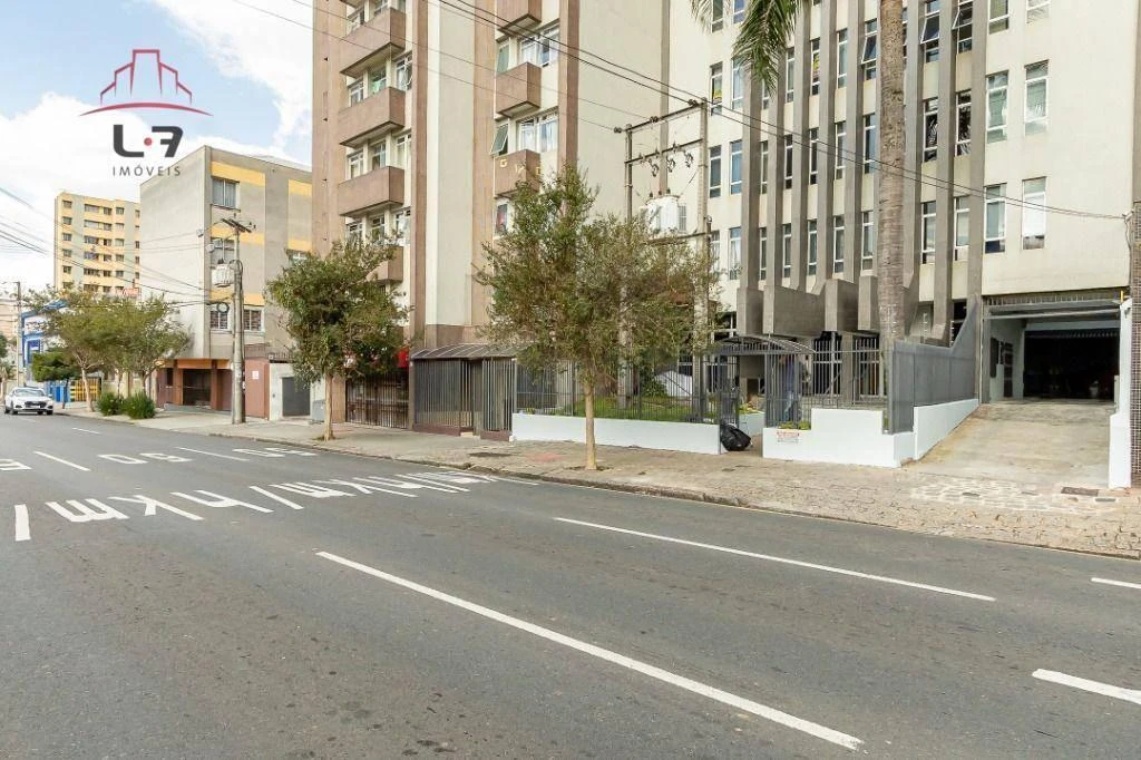 Furnished one-bedroom, 40 m² apartment in Curitiba — photo 10