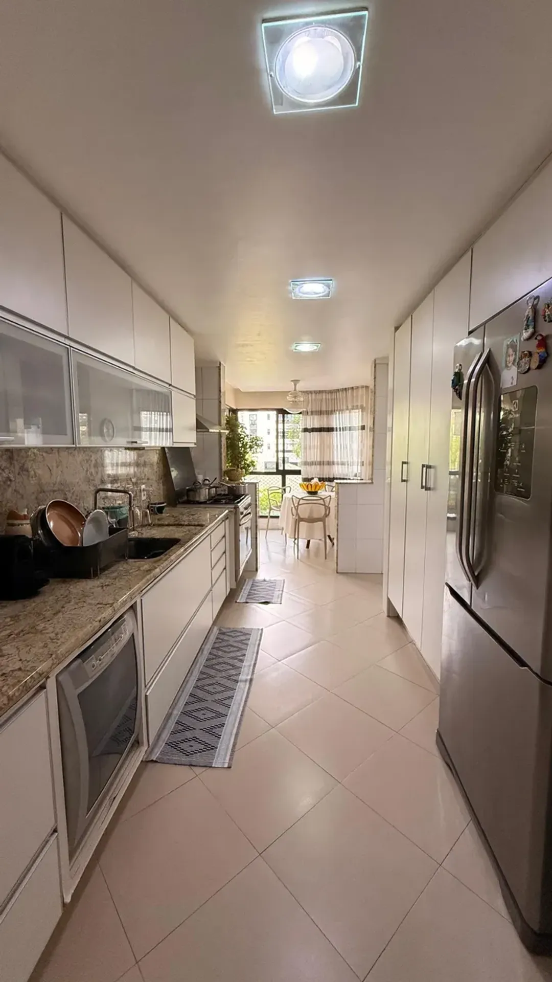 Furnished apartment, 178 m², with a washing machine — photo 2