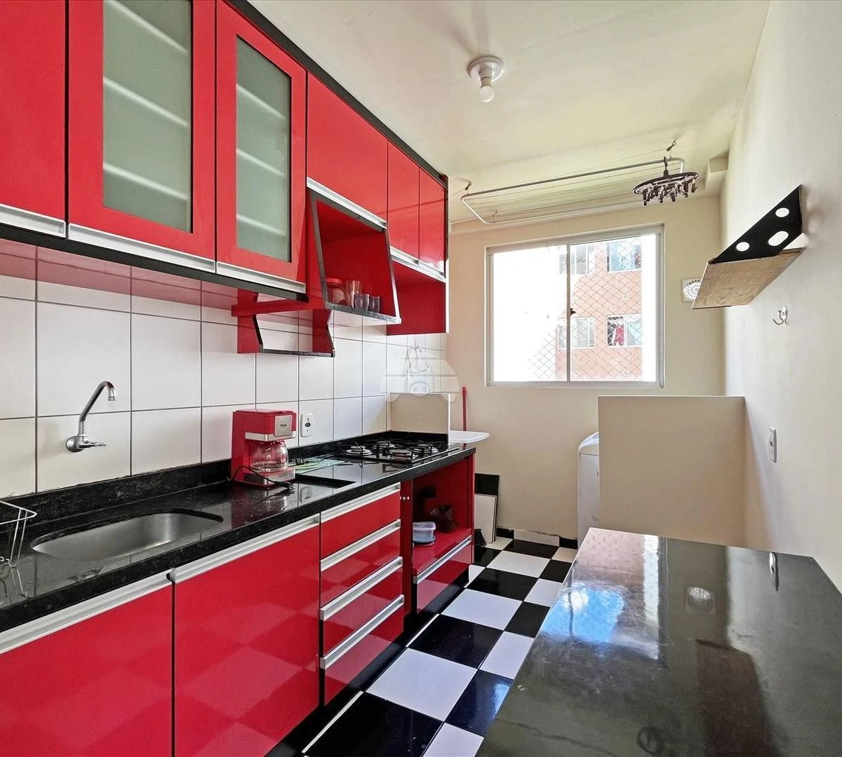 47 m² apartment with a washing machine and a home office — photo 2
