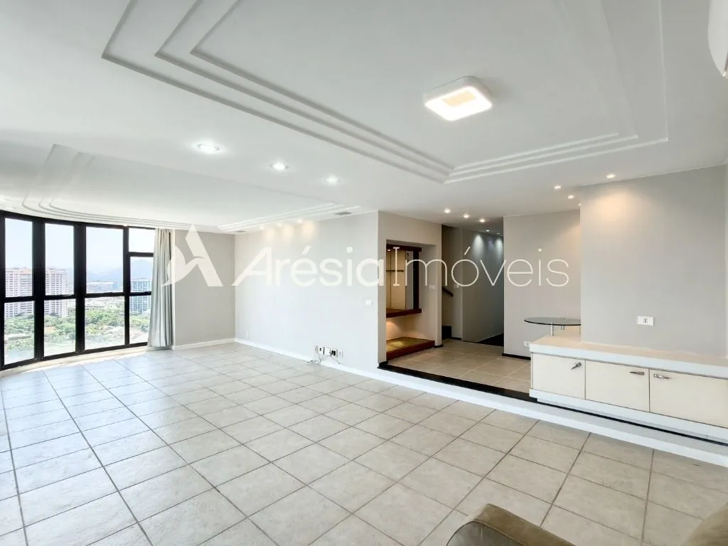 3-bedroom apartment with a bathtub — photo 8