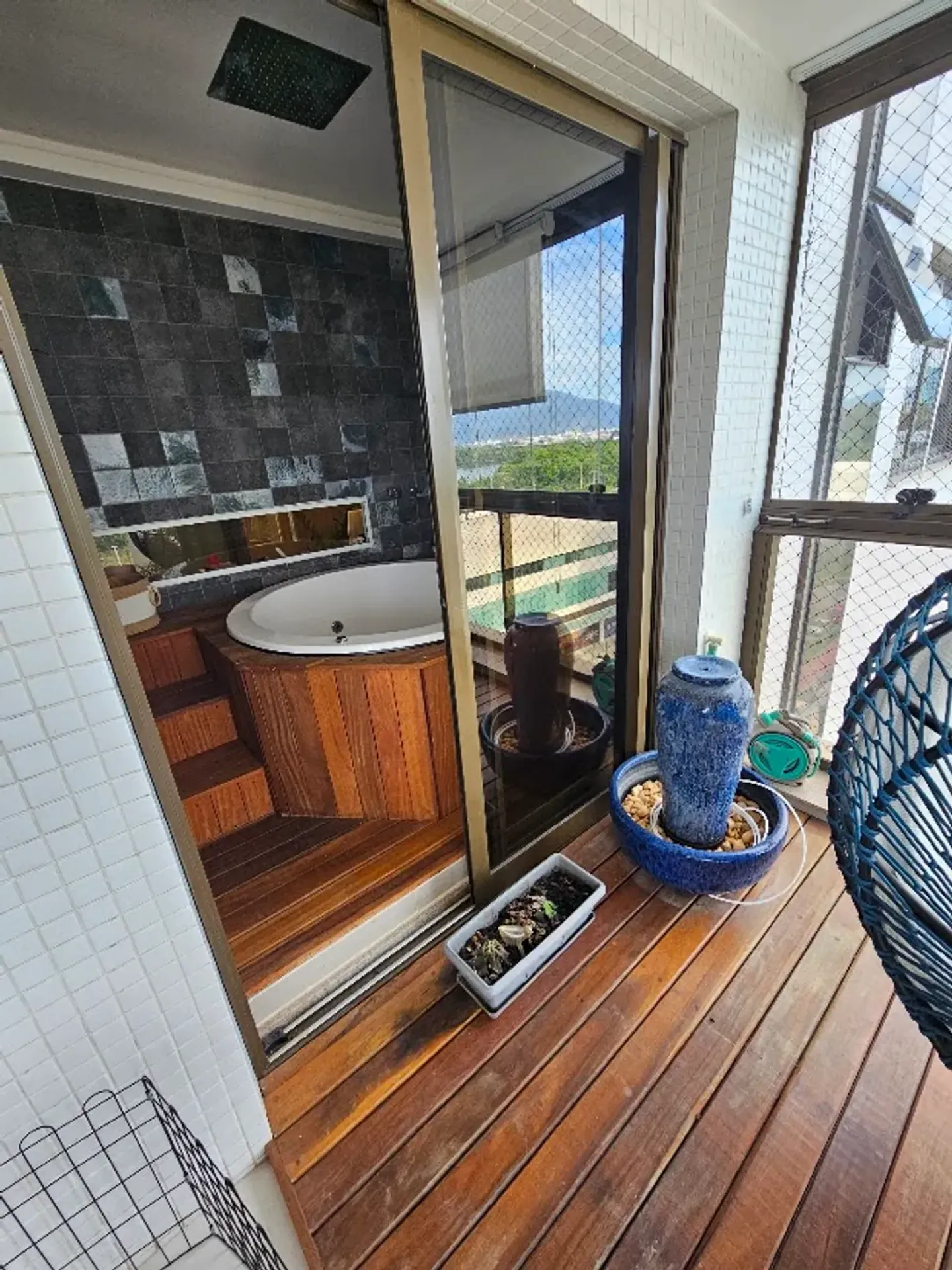 3-bedroom apartment in a building with a sauna — photo 31