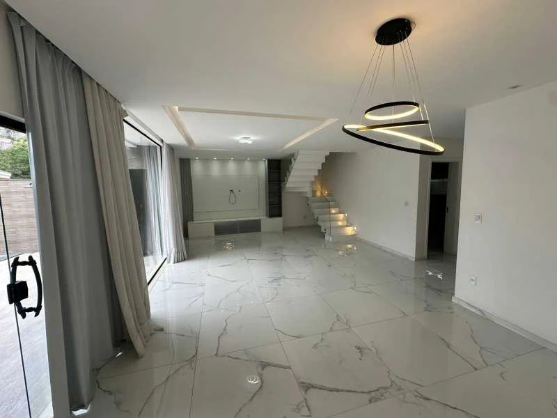 Casa com 4 suítes e 292 m², com 3 vagas e churrasqueira — photo 8