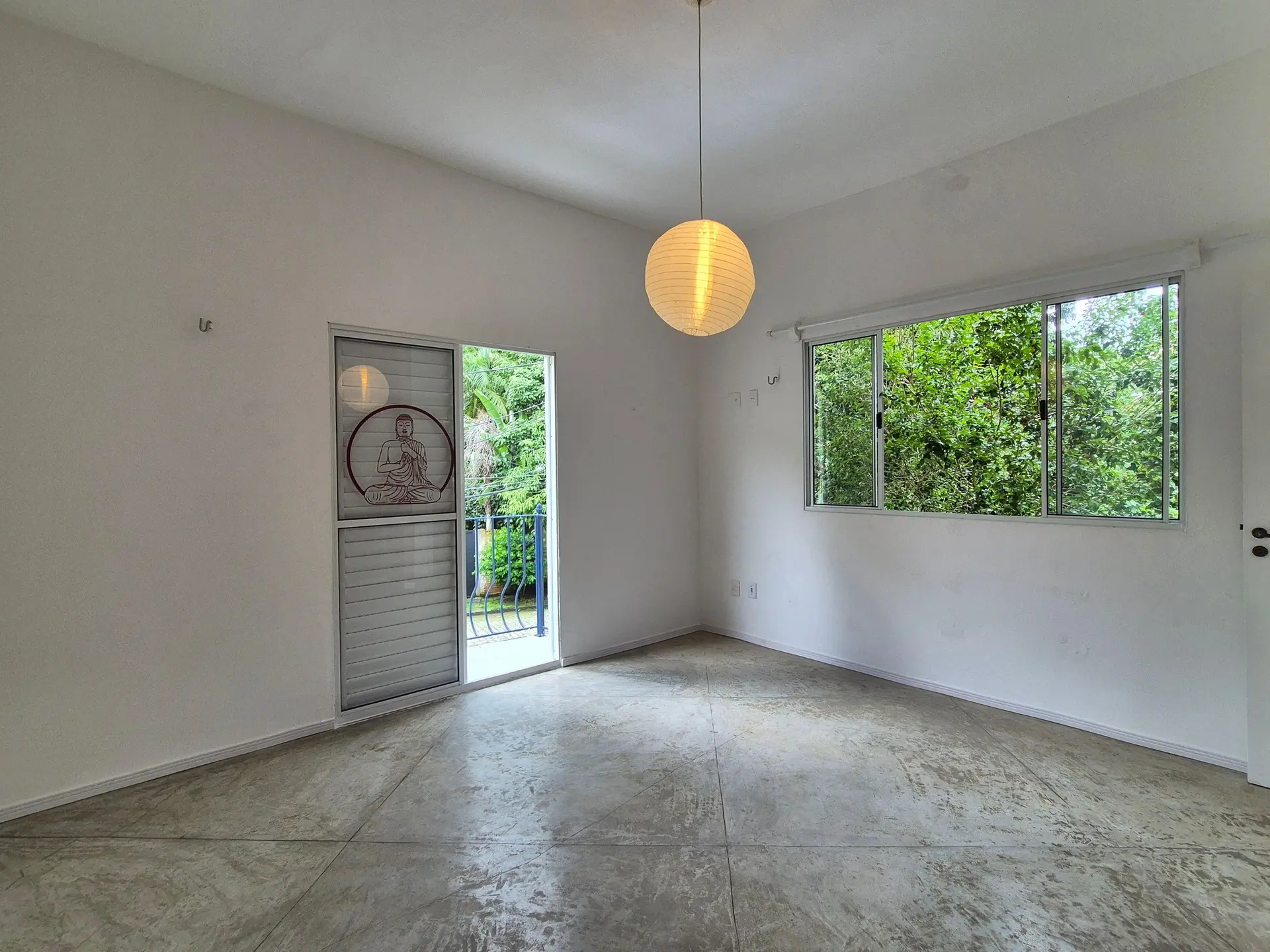 Condominium house to rent with 3 bedrooms and a suite — photo 46