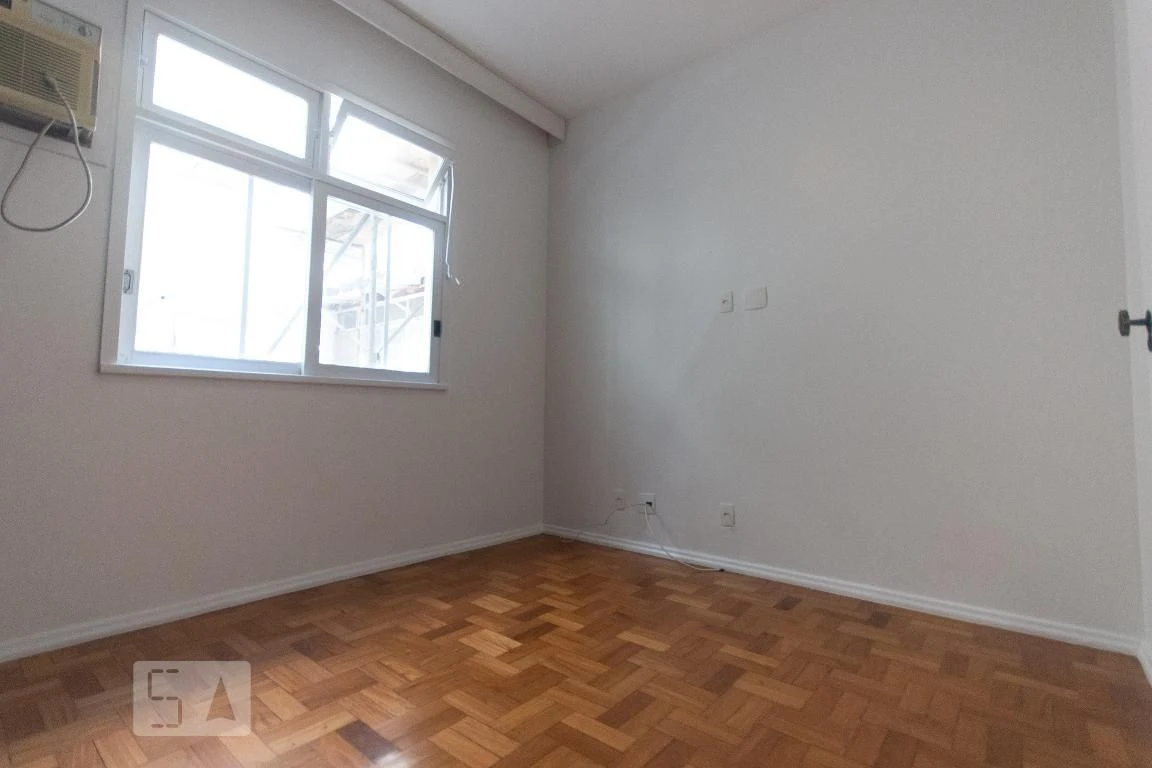2-bedroom apartment with a washing machine in Rio de Janeiro — photo 18